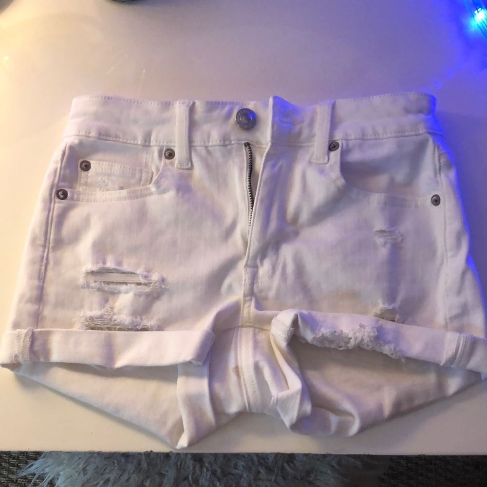 American eagle white shorts